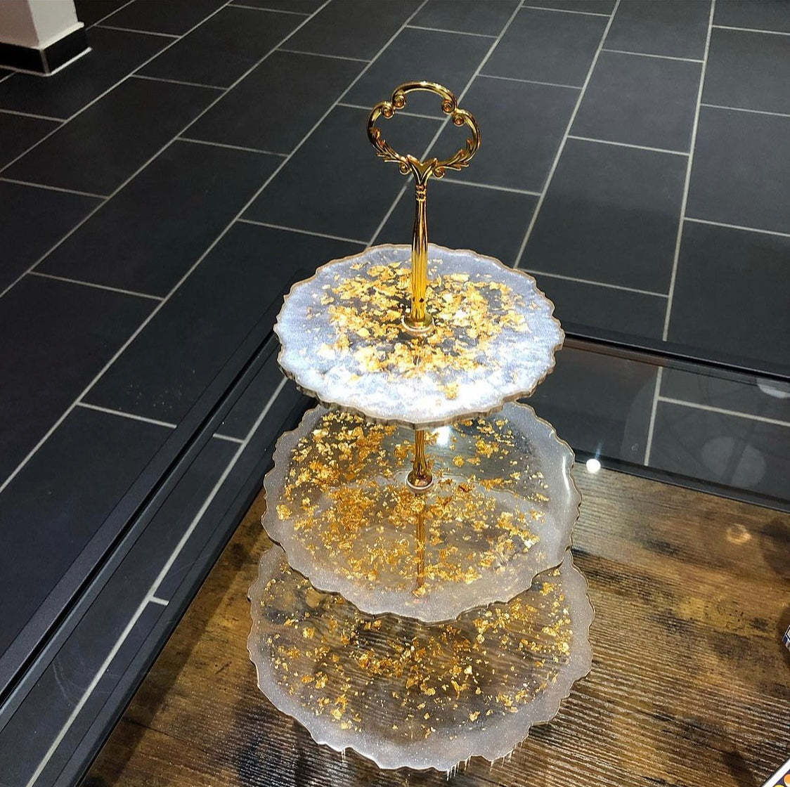 Etagere